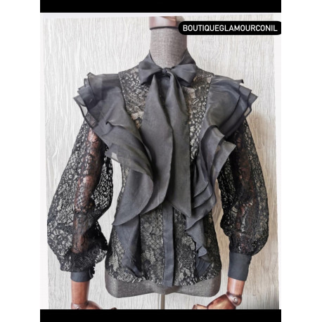 BLUSA BLONDA.